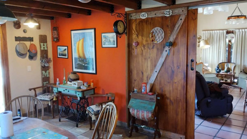 Venta Casa Quinta Estilo Colonial. Lujan 4 Domritorios