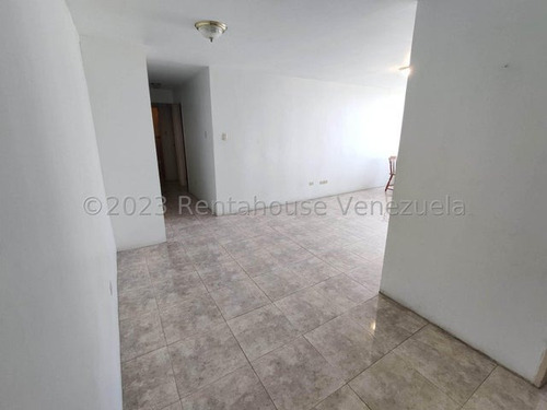 Imagen 20 de 30 de Apartamentos En Venta En Club Hipico Las Trinitarias Recien Remodelado Barquisimeto , Lara 23-20593 Vip