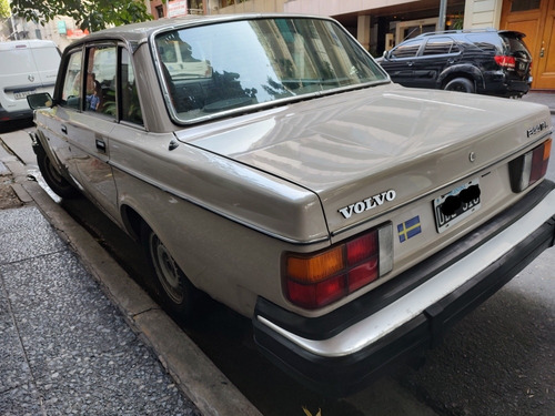 Imagen 5 de 18 de Volvo 244 Gl 1980 Original 100% Unico