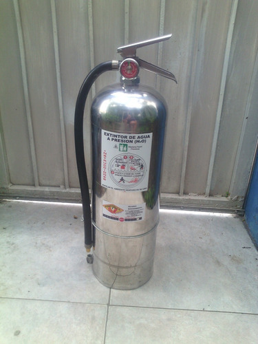 Extintor De Agua 2 1/2 Galon (Usado)