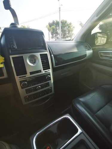 Imagen 8 de 10 de Chrysler Town And Country
