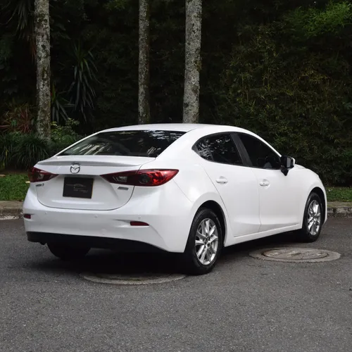 Mazda 3 2.0 Touring At