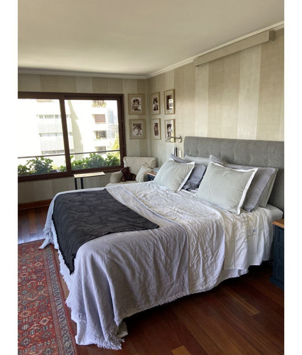 Imagen 13 de 19 de Amplio Departamento En Venta En Vitacura