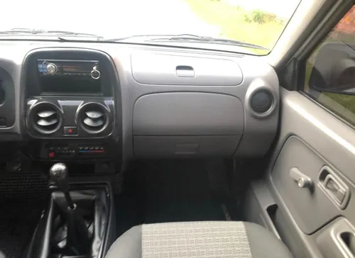 Nissan NP300 Frontier 2.4l