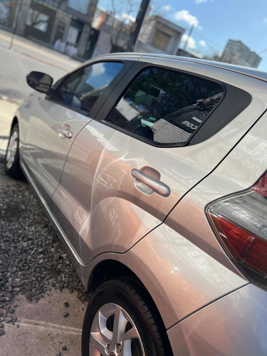 Imagen 20 de 21 de Fiat Mobi 2016 1.0 Easy