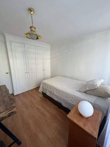 Espectacular Depto. Las Condes. 2 Dorm Y 2b, Con Est + Bod