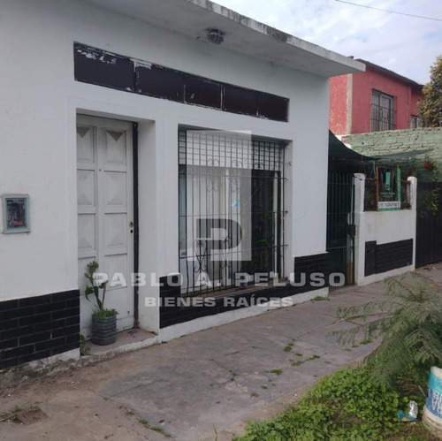 Casa 3 Ambientes. Parque San Martin. Merlo. Zona Oeste, Buenos Aires