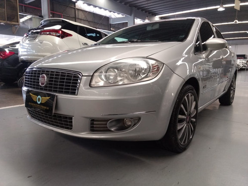 Fiat Linea 1.8 Essence 16v Flex 4p Automatizado