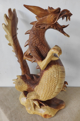 Dragão Escultura De Madeira