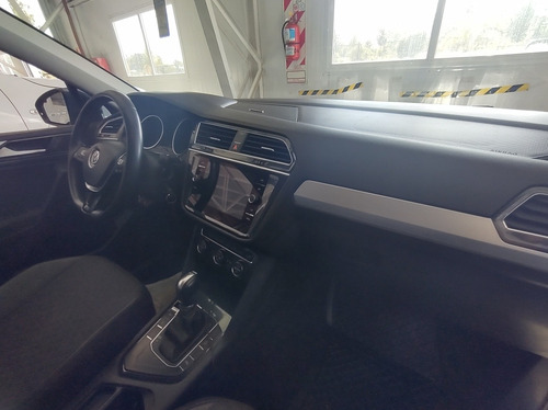 Imagen 4 de 15 de Volkswagen Tiguan Allspace 2018 1.4 Tsi Trendline 150cv Dsg