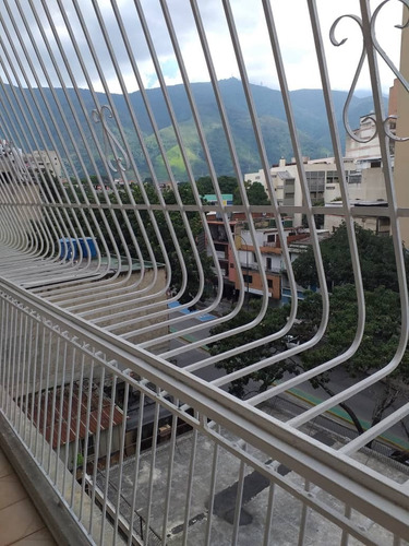 Imagen 14 de 15 de Apartamento En Venta En La Av Baralt