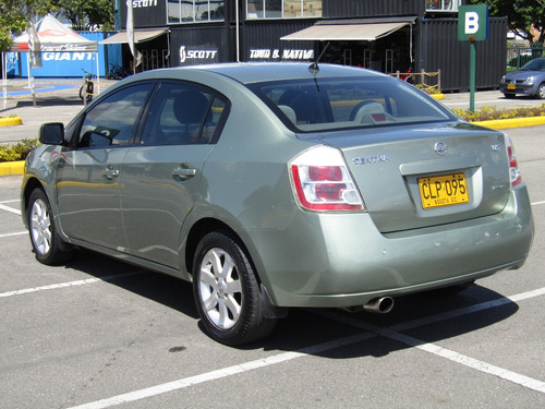 Nissan Sentra At 2.0