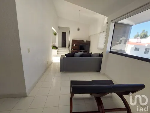 Venta Casa 5 Ambientes Jurica