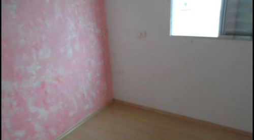 Imagem 3 de 8 de Casa 4 Comodos