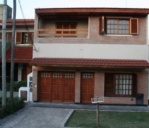 Imagen 2 de 29 de Venta Ph En Ramos Mejia 4 Amb Con Cochera Y Patio
