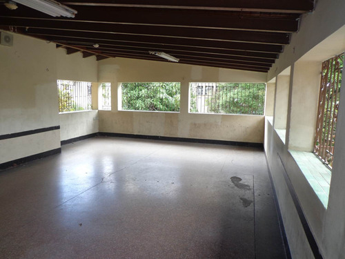 Imagen 7 de 16 de Venta De Casa Uso Comercial En San Bernardino - 985m²7h+s4b+s5p