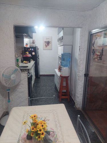 Venta Casa 2 Dormitorios Cerro Con Cochera