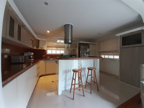 Imagen 3 de 21 de Townhouse En Venta - Juanico - Villas Bucare (3526)