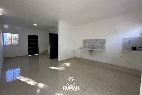 Casa En Venta En Col. Flores Magón