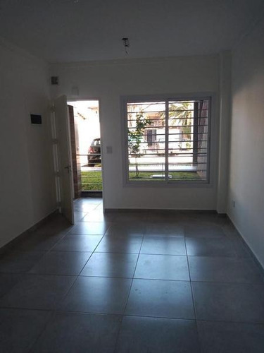 Imagen 6 de 14 de Departamento De 2 Ambientes Con Cochera Y Baulera