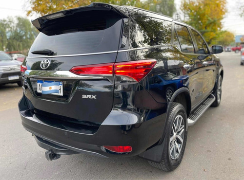Imagen 7 de 10 de Toyota Sw4 2018 2.8 Srx 177cv 4x4 7as At