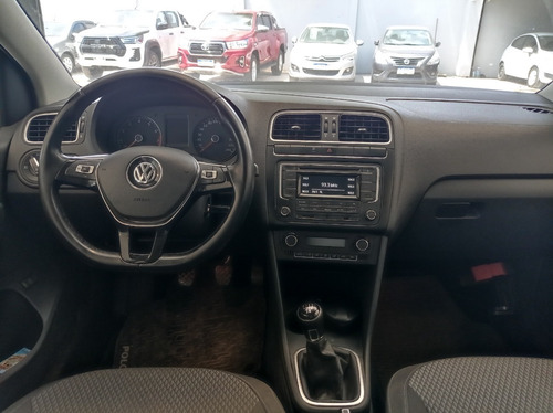 Imagen 9 de 17 de Volkswagen Polo 1.6 16v