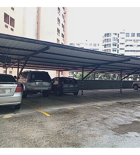 Imagen 2 de 19 de 164600 Carmen María González Alquila Apartamento En Mañongo Totalmente Amoblado (0412-4359728)