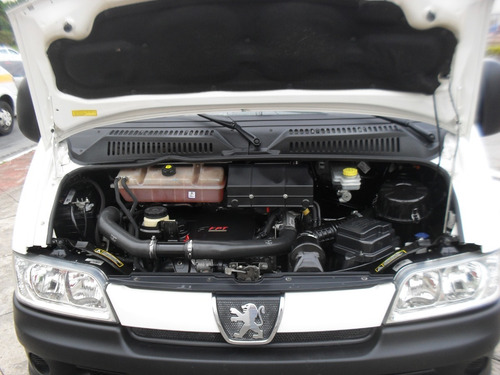 Peugeot Boxer 2.3 15 Lugares Completa 2016