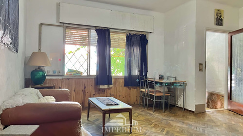 Imagen 2 de 14 de Venta De Casa En Cordon 4 Dormitorios (padron Unico)