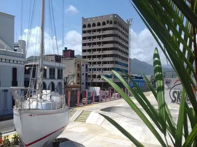 Hotel y resort en venta