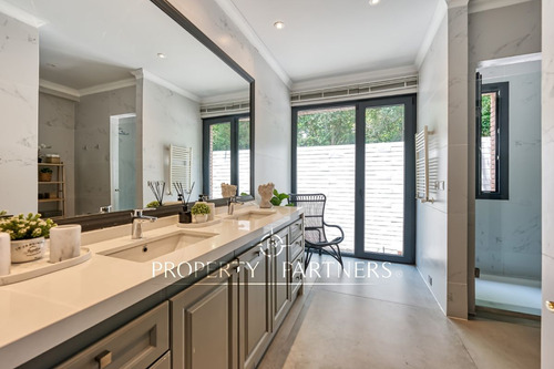 Completamente Remodelada Excelente Conectividad