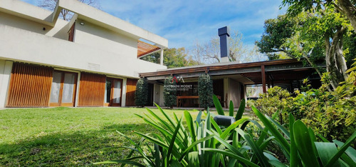 Casa En Venta En Las Lomas De San Isidro 