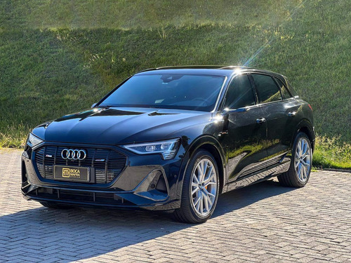 Audi E-tron Performance Black