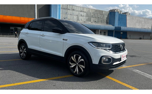 Volkswagen T-Cross 1.4 250 TSI TOTAL FLEX HIGHLINE AUTOMÁTICO