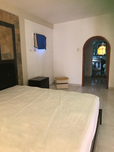 Imagen 5 de 21 de Casa Calle Negro Primero C/c Las Brisas
