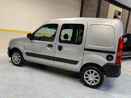 Renault Kangoo 1.6 Furgon Ph3 Confort 5as Lc 2016