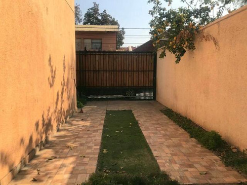 Casa Duble De Almeyda/irarrázabal