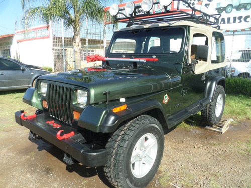 Imagen 2 de 10 de Jeep Sahara 1995 Toldo Duro 6 Cil 4x4 Estandart Muy Bueno