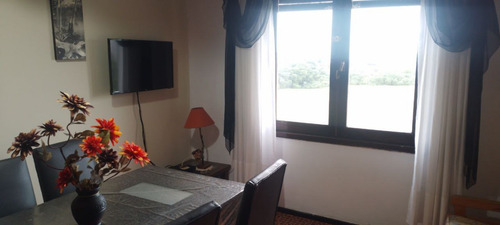 Departamento Con Vista Plena Al Mar, 2 Dormitorios, 2 Baños