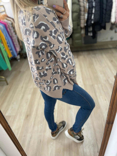 Imagen 8 de 10 de Sweater Animal Print Mujer