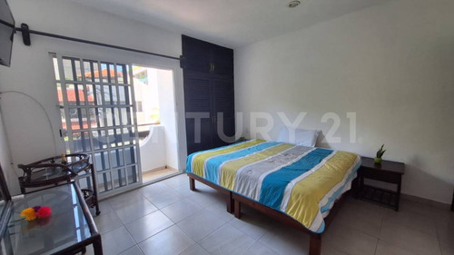 Se Renta Edificio De Departamentos 5ta Avenida Y Calle 26 Playa Del Carmen P4177