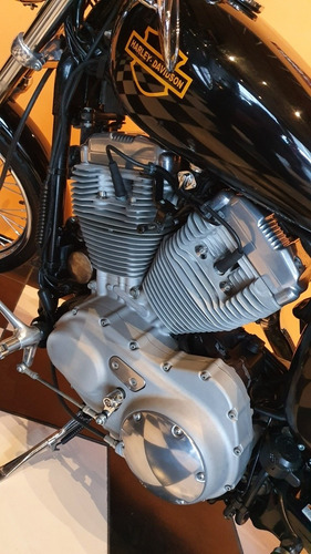 Harley-davidson Custom 883 No 1200