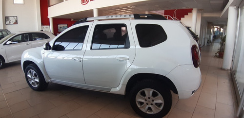 Imagen 4 de 10 de Renault Duster 2.0 Previlege 4x2