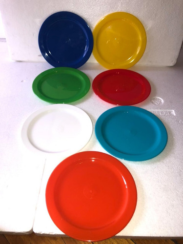 Platos Plásticos Postre Irrompibles De Colores X 70 Unidades