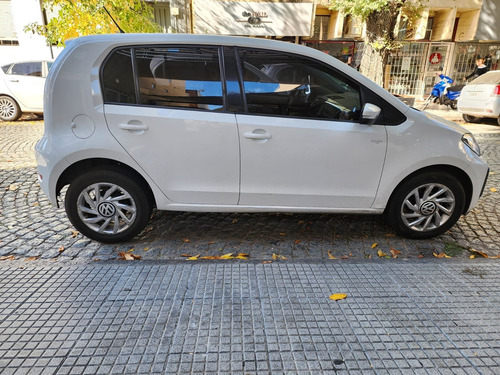 Volkswagen Up! 1.0 High Up! 75cv 5 p