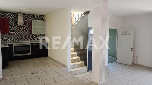 Imagen 7 de 29 de Casa En Renta En Barrio De Analco - (2)