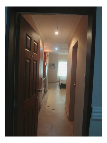 Imagen 2 de 5 de Se Alquila Suite En Ccp Suite Zona Norte Ve02-1090st-rvel