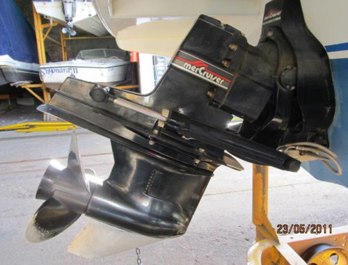Crucero Intruder 7.20, Motor Mercruiser 4.3 Pata Alpha One.