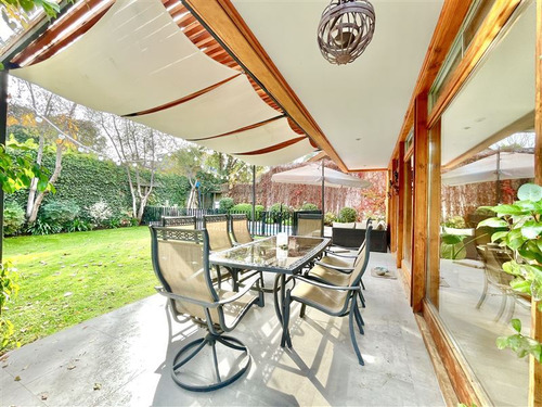 Imagen 13 de 30 de En Venta Casa Mediterranea Vitacura: Colegio Aleman