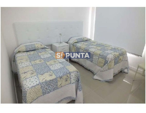 Imagen 6 de 7 de Edificio Con Buenos Servicios A Pocas Cuadras Del Mar